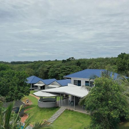 Corsita Resort 麦岛 外观 照片